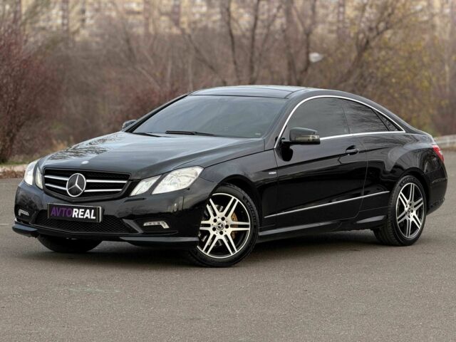 Черный Мерседес Е-Класс, объемом двигателя 3 л и пробегом 190 тыс. км за 13000 $, фото 1 на Automoto.ua