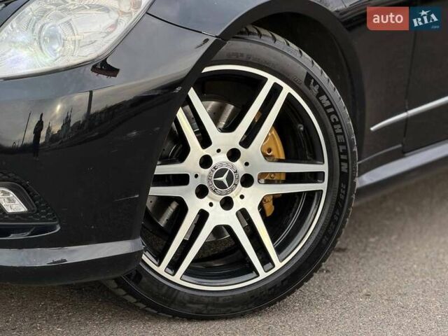Черный Мерседес Е-Класс, объемом двигателя 3 л и пробегом 190 тыс. км за 13000 $, фото 4 на Automoto.ua