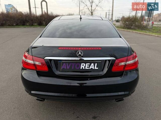 Черный Мерседес Е-Класс, объемом двигателя 3 л и пробегом 190 тыс. км за 13000 $, фото 26 на Automoto.ua