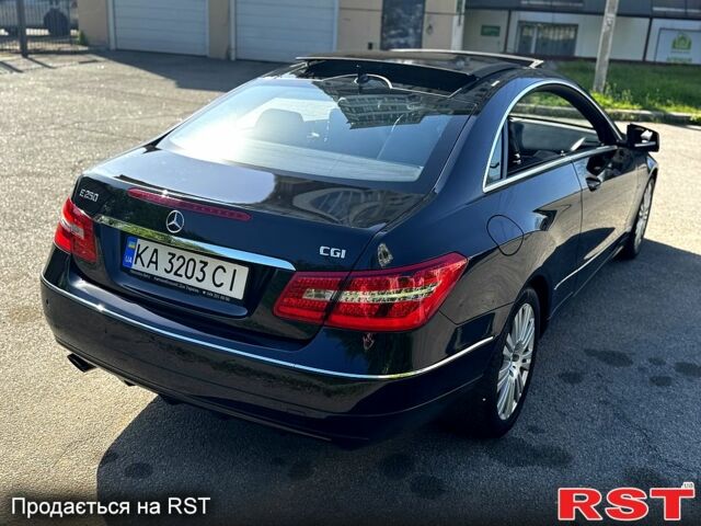 Мерседес Е-Класс 2010 в Запорожье на Automoto.ua Черный Мерседес Е-Класс, объемом двигателя 1.8 л и пробегом 309 тыс. км за 12900 $, фото 6 на Automoto.ua
