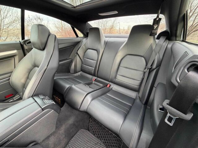 Черный Мерседес Е-Класс, объемом двигателя 3 л и пробегом 190 тыс. км за 13000 $, фото 19 на Automoto.ua