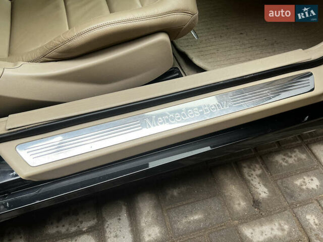 Черный Мерседес Е-Класс, объемом двигателя 4.66 л и пробегом 194 тыс. км за 12500 $, фото 32 на Automoto.ua