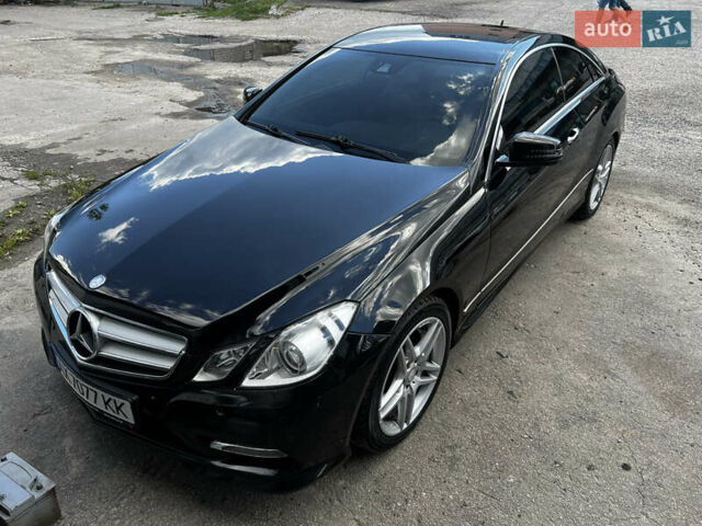 Черный Мерседес Е-Класс, объемом двигателя 4.66 л и пробегом 194 тыс. км за 12500 $, фото 12 на Automoto.ua