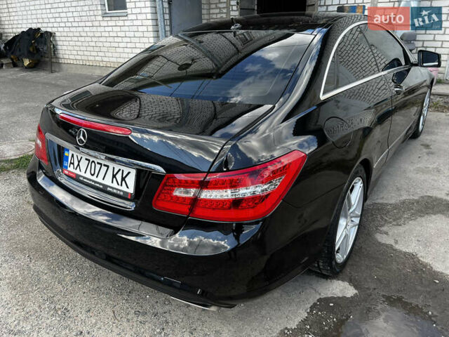 Черный Мерседес Е-Класс, объемом двигателя 4.66 л и пробегом 194 тыс. км за 12500 $, фото 8 на Automoto.ua