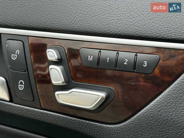 Мерседес Е-Класс 2013 в Харькове на Automoto.ua Черный Мерседес Е-Класс, объемом двигателя 3 л и пробегом 185 тыс. км за 17440 $, фото 30 на Automoto.ua