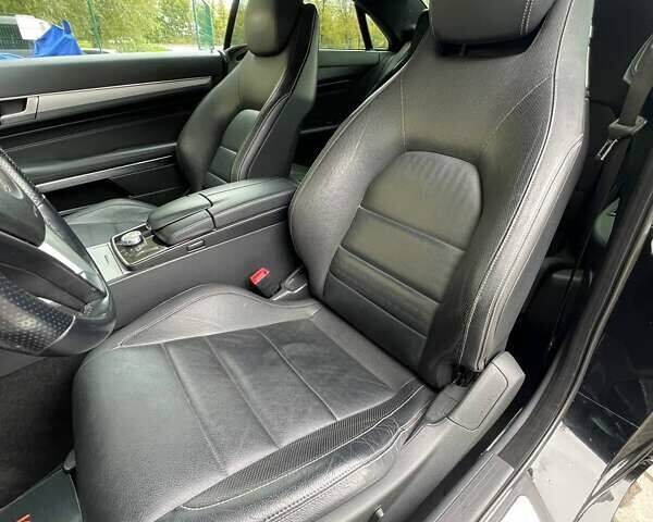 Черный Мерседес Е-Класс, объемом двигателя 2.2 л и пробегом 177 тыс. км за 16700 $, фото 15 на Automoto.ua