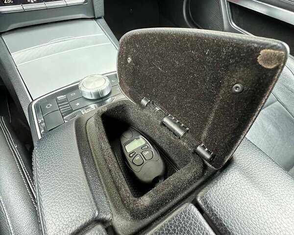 Черный Мерседес Е-Класс, объемом двигателя 2.2 л и пробегом 177 тыс. км за 16700 $, фото 26 на Automoto.ua