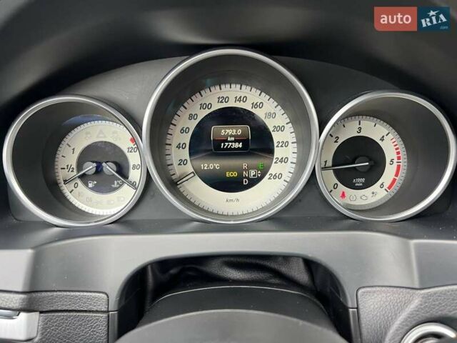 Черный Мерседес Е-Класс, объемом двигателя 2.2 л и пробегом 177 тыс. км за 16700 $, фото 19 на Automoto.ua