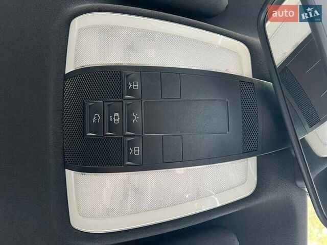 Черный Мерседес Е-Класс, объемом двигателя 2.2 л и пробегом 177 тыс. км за 16700 $, фото 30 на Automoto.ua