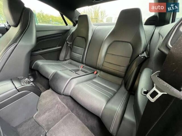 Черный Мерседес Е-Класс, объемом двигателя 2.2 л и пробегом 177 тыс. км за 16700 $, фото 31 на Automoto.ua