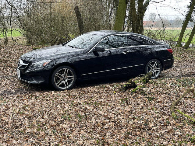 Чорний Мерседес Е-Клас, об'ємом двигуна 3 л та пробігом 150 тис. км за 22000 $, фото 12 на Automoto.ua