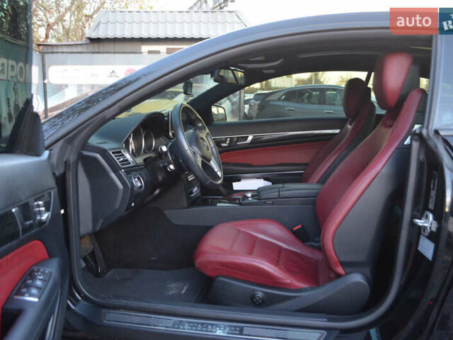 Черный Мерседес Е-Класс, объемом двигателя 2 л и пробегом 128 тыс. км за 17900 $, фото 12 на Automoto.ua