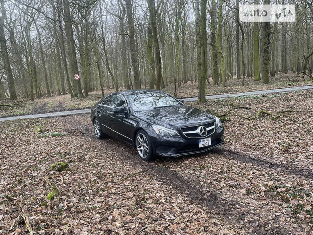 Чорний Мерседес Е-Клас, об'ємом двигуна 3 л та пробігом 150 тис. км за 22000 $, фото 1 на Automoto.ua