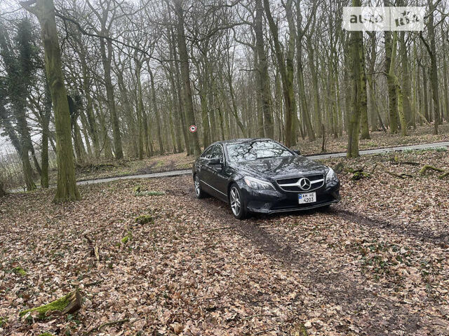 Чорний Мерседес Е-Клас, об'ємом двигуна 3 л та пробігом 150 тис. км за 22000 $, фото 7 на Automoto.ua