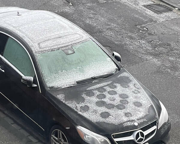 Чорний Мерседес Е-Клас, об'ємом двигуна 3 л та пробігом 150 тис. км за 22000 $, фото 57 на Automoto.ua