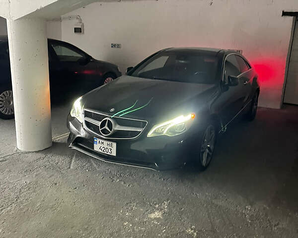 Чорний Мерседес Е-Клас, об'ємом двигуна 3 л та пробігом 150 тис. км за 22000 $, фото 48 на Automoto.ua