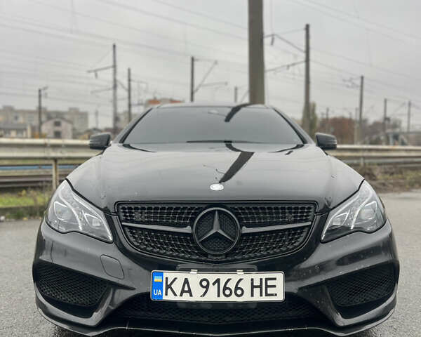 Чорний Мерседес Е-Клас, об'ємом двигуна 3 л та пробігом 170 тис. км за 18200 $, фото 4 на Automoto.ua