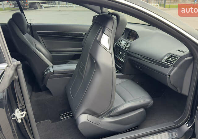 Чорний Мерседес Е-Клас, об'ємом двигуна 3 л та пробігом 128 тис. км за 19900 $, фото 41 на Automoto.ua