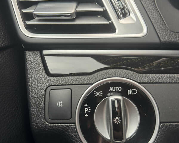 Чорний Мерседес Е-Клас, об'ємом двигуна 3 л та пробігом 190 тис. км за 16500 $, фото 18 на Automoto.ua