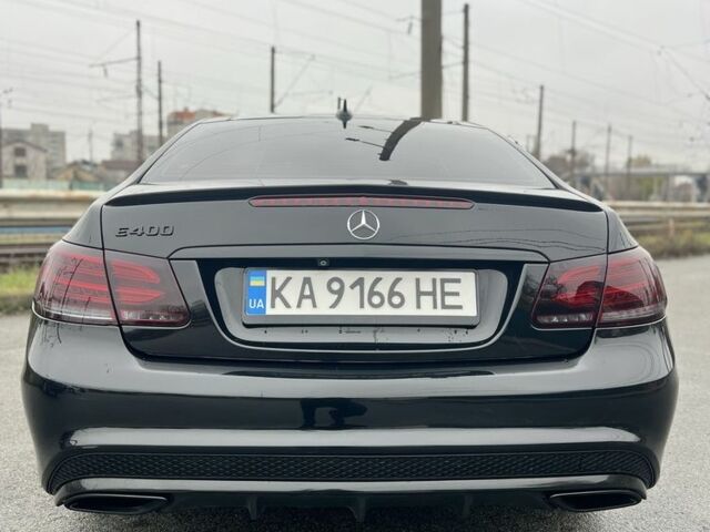 Чорний Мерседес Е-Клас, об'ємом двигуна 3 л та пробігом 170 тис. км за 476 $, фото 2 на Automoto.ua