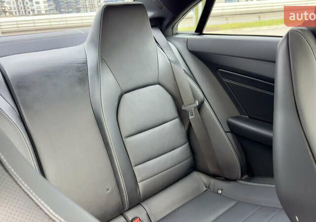 Чорний Мерседес Е-Клас, об'ємом двигуна 3 л та пробігом 128 тис. км за 19900 $, фото 38 на Automoto.ua