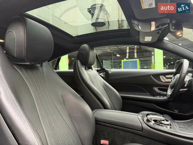 Мерседес Е-Класс 2017 в Киеве на Automoto.ua Черный Мерседес Е-Класс, объемом двигателя 3 л и пробегом 93 тыс. км за 37000 $, фото 12 на Automoto.ua