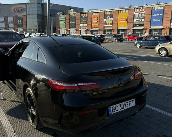 Чорний Мерседес Е-Клас, об'ємом двигуна 3 л та пробігом 80 тис. км за 38000 $, фото 5 на Automoto.ua