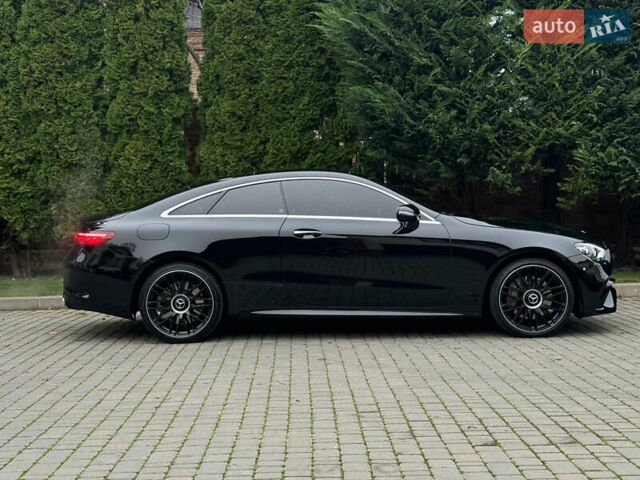 Черный Мерседес Е-Класс, объемом двигателя 3 л и пробегом 93 тыс. км за 35999 $, фото 3 на Automoto.ua