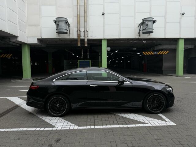 Мерседес Е-Клас 2017 у Києві на Automoto.ua Чорний Мерседес Е-Клас, об'ємом двигуна 3 л та пробігом 93 тис. км за 37000 $, фото 3 на Automoto.ua