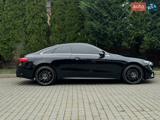 Черный Мерседес Е-Класс, объемом двигателя 3 л и пробегом 90 тыс. км за 37000 $, фото 3 на Automoto.ua