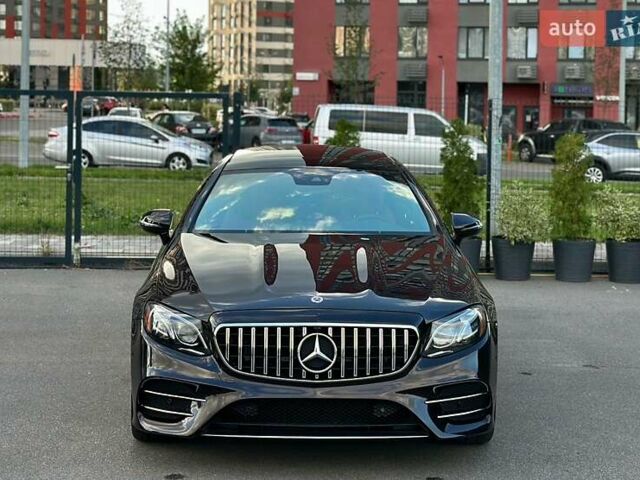 Чорний Мерседес Е-Клас, об'ємом двигуна 3 л та пробігом 28 тис. км за 37000 $, фото 2 на Automoto.ua