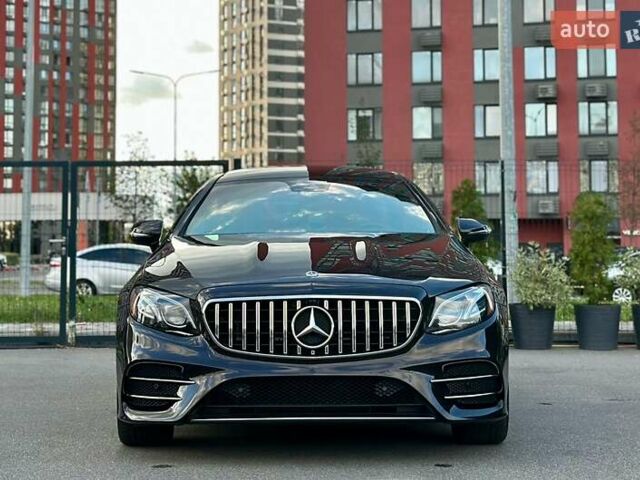 Чорний Мерседес Е-Клас, об'ємом двигуна 3 л та пробігом 28 тис. км за 37000 $, фото 5 на Automoto.ua