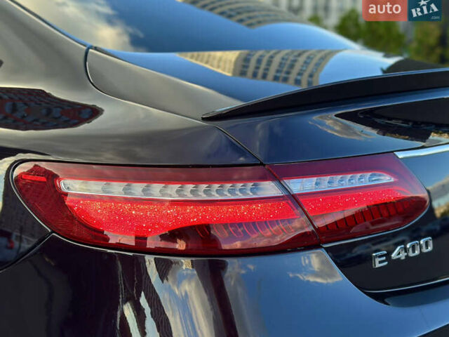 Чорний Мерседес Е-Клас, об'ємом двигуна 3 л та пробігом 28 тис. км за 37000 $, фото 35 на Automoto.ua
