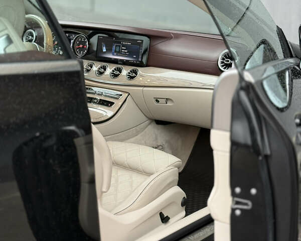 Черный Мерседес Е-Класс, объемом двигателя 1.99 л и пробегом 109 тыс. км за 39000 $, фото 23 на Automoto.ua