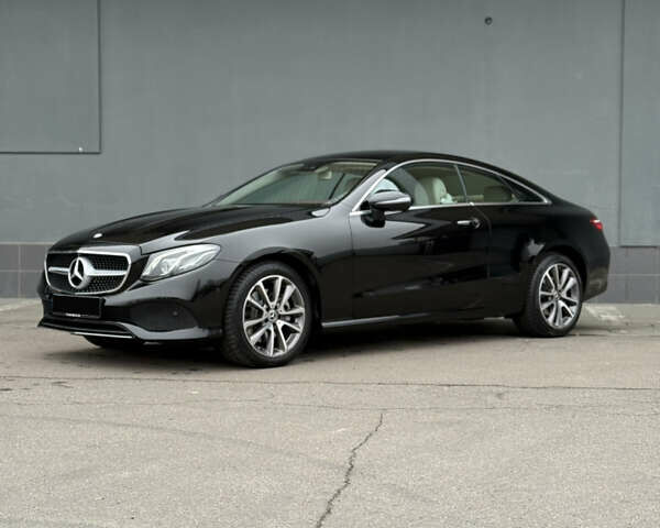 Черный Мерседес Е-Класс, объемом двигателя 1.99 л и пробегом 109 тыс. км за 39000 $, фото 1 на Automoto.ua