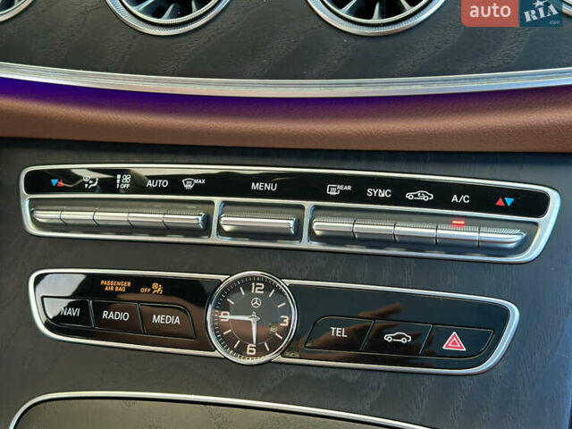 Чорний Мерседес Е-Клас, об'ємом двигуна 3 л та пробігом 28 тис. км за 37000 $, фото 25 на Automoto.ua