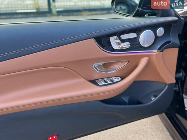 Чорний Мерседес Е-Клас, об'ємом двигуна 3 л та пробігом 28 тис. км за 37000 $, фото 33 на Automoto.ua