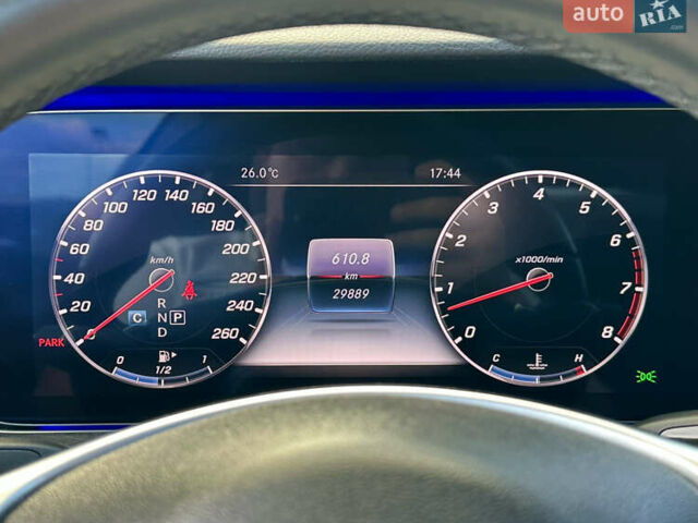 Чорний Мерседес Е-Клас, об'ємом двигуна 3 л та пробігом 28 тис. км за 37000 $, фото 28 на Automoto.ua