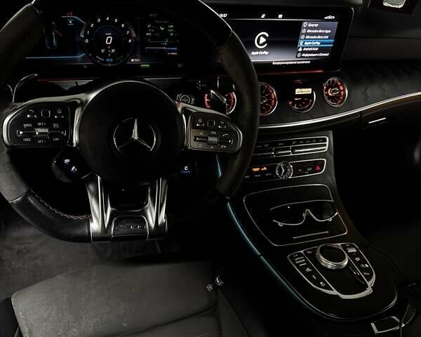 Черный Мерседес Е-Класс, объемом двигателя 3 л и пробегом 112 тыс. км за 55000 $, фото 6 на Automoto.ua