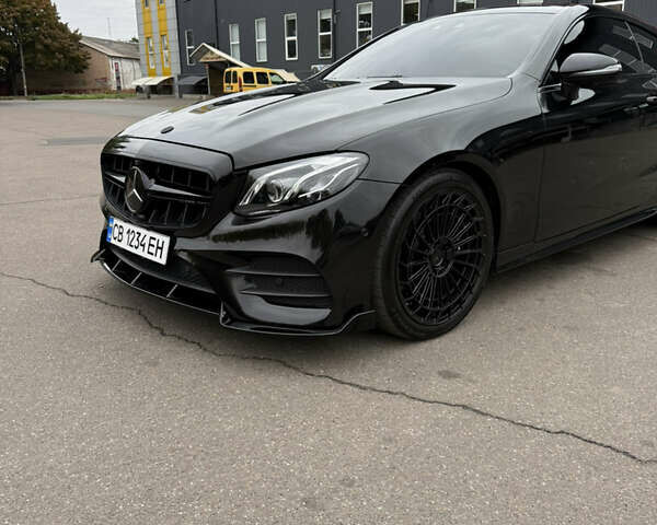 Чорний Мерседес Е-Клас, об'ємом двигуна 3 л та пробігом 77 тис. км за 50000 $, фото 34 на Automoto.ua