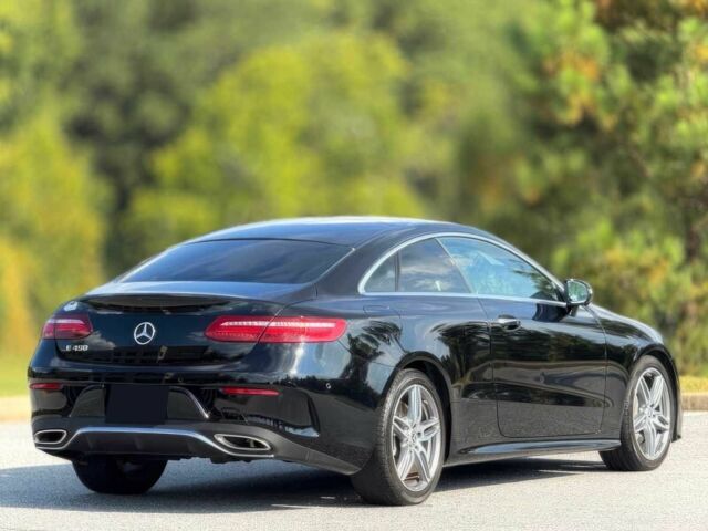 Черный Мерседес Е-Класс, объемом двигателя 3 л и пробегом 46 тыс. км за 23000 $, фото 7 на Automoto.ua