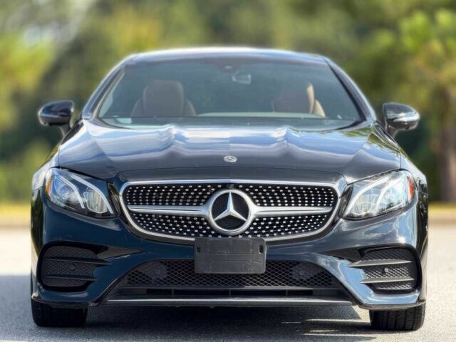 Черный Мерседес Е-Класс, объемом двигателя 3 л и пробегом 46 тыс. км за 23000 $, фото 1 на Automoto.ua