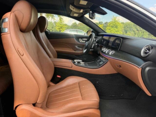 Черный Мерседес Е-Класс, объемом двигателя 3 л и пробегом 46 тыс. км за 23000 $, фото 10 на Automoto.ua