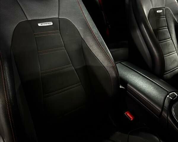 Черный Мерседес Е-Класс, объемом двигателя 3 л и пробегом 112 тыс. км за 55000 $, фото 4 на Automoto.ua