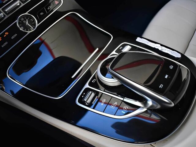 Мерседес Е-Клас 2019 у Львові на Automoto.ua Чорний Мерседес Е-Клас, об'ємом двигуна 3 л та пробігом 39 тис. км за 15600 $, фото 13 на Automoto.ua
