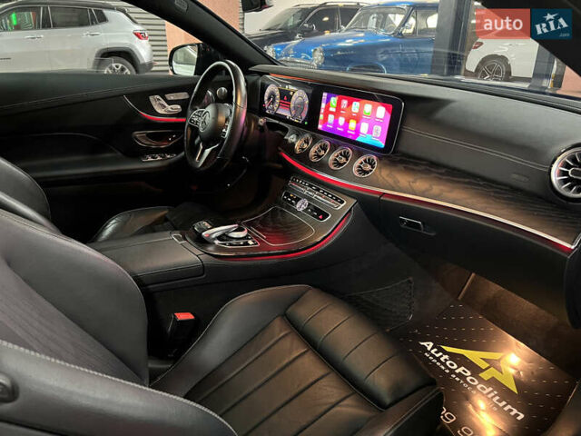 Черный Мерседес Е-Класс, объемом двигателя 3 л и пробегом 25 тыс. км за 46500 $, фото 45 на Automoto.ua