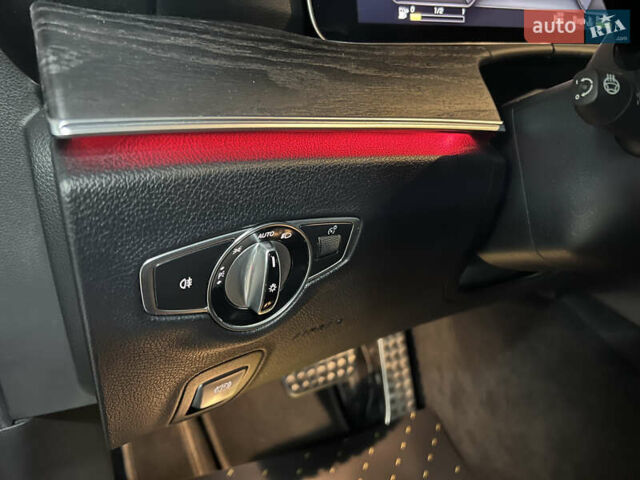 Черный Мерседес Е-Класс, объемом двигателя 3 л и пробегом 25 тыс. км за 46500 $, фото 29 на Automoto.ua