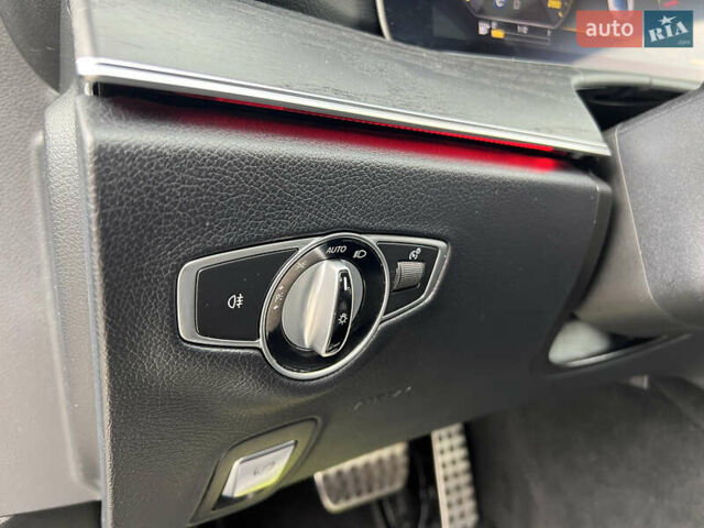 Черный Мерседес Е-Класс, объемом двигателя 3 л и пробегом 25 тыс. км за 46500 $, фото 24 на Automoto.ua