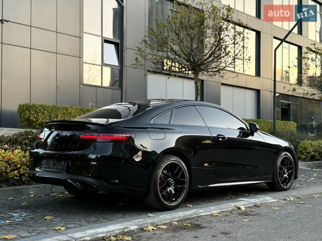 Черный Мерседес Е-Класс, объемом двигателя 1.95 л и пробегом 91 тыс. км за 63900 $, фото 12 на Automoto.ua