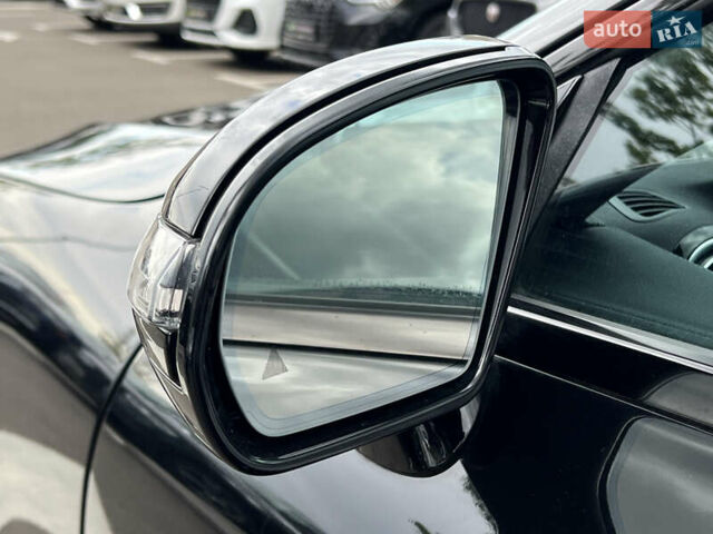 Черный Мерседес Е-Класс, объемом двигателя 3 л и пробегом 25 тыс. км за 46500 $, фото 18 на Automoto.ua